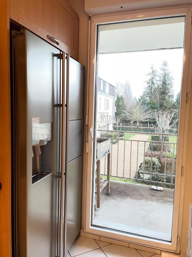 Joli Appartement A Монтаржи Экстерьер фото